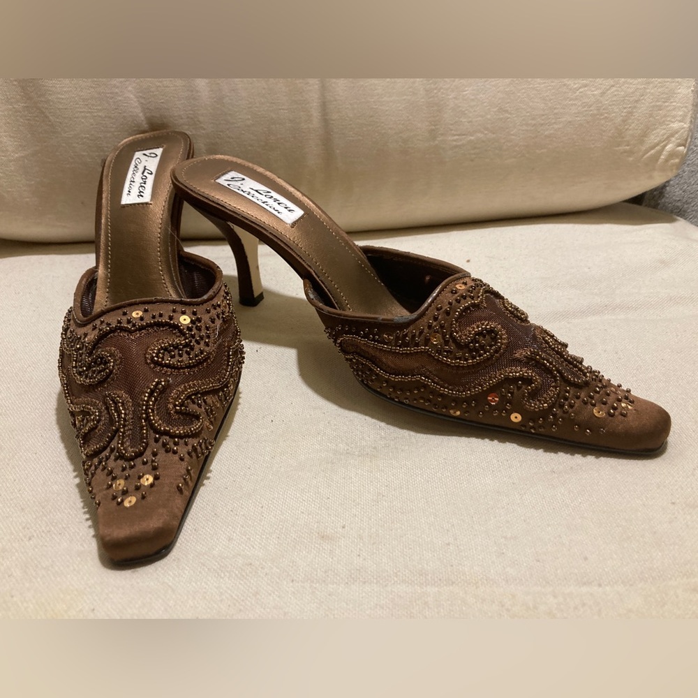 Womens brown dressy mules , size 7.5 brand J. Loren Collection.